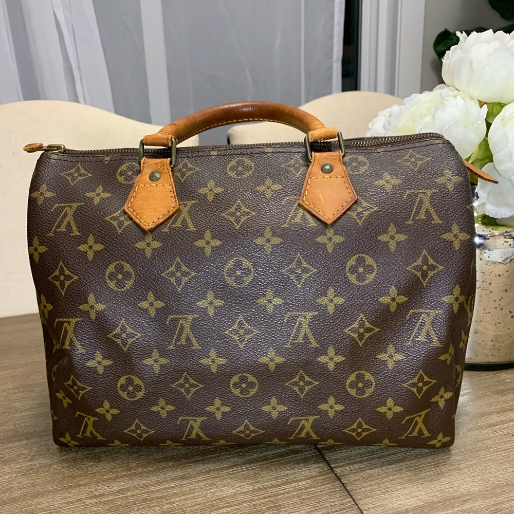 Authentic Louis Vuitton Speedy 30 in Mono